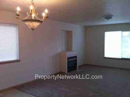 1777 SW 27th St - Photo 3 of 4