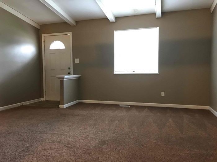 8101 Railroad Rd - Photo 2 of 16