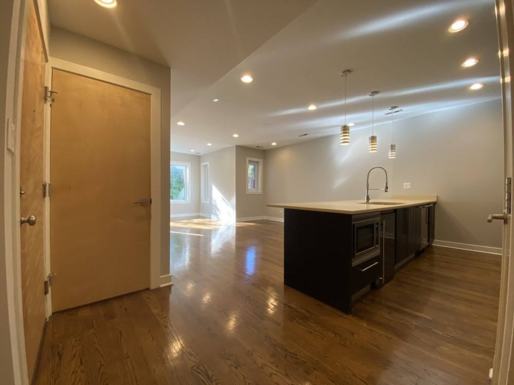 3525 N Reta - Photo 6 of 37