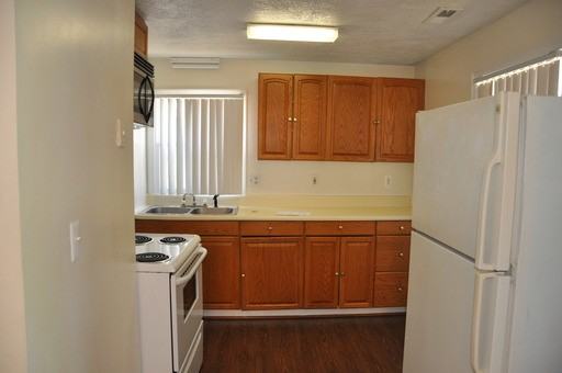 20530 Bickers Ln #A - Photo 3 of 11