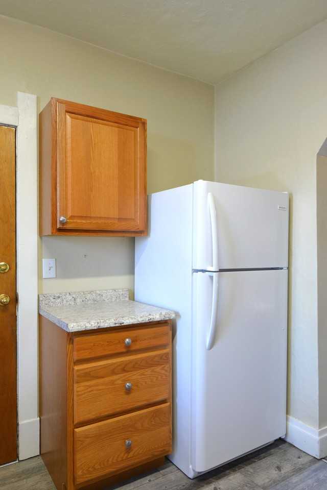 614 W 26th St - Photo 2 of 11