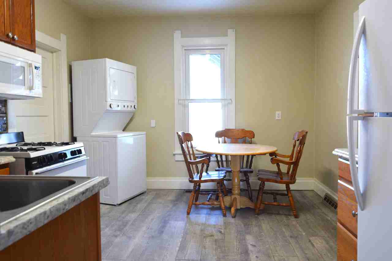 614 W 26th St - Photo 3 of 11