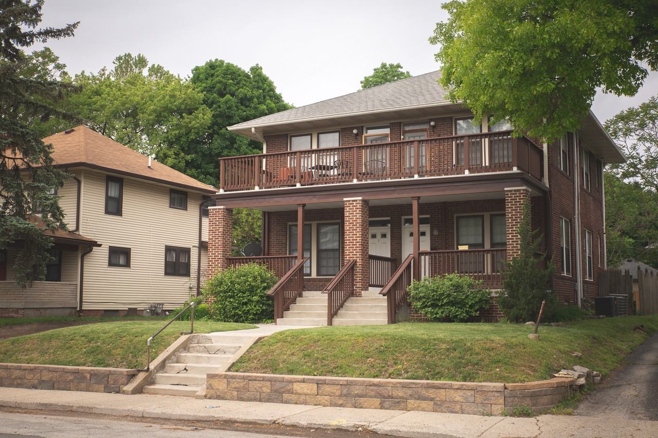 3836 Central Ave - Photo 3 of 3