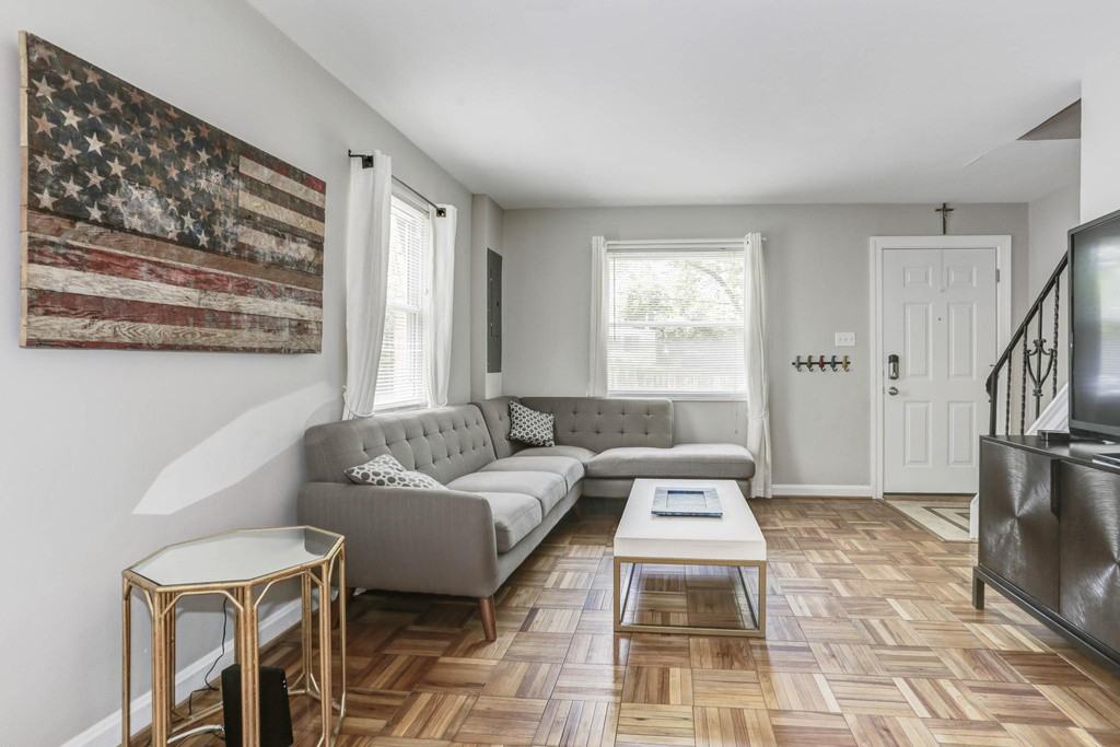 5811 Blaine Dr - Photo 2 of 25