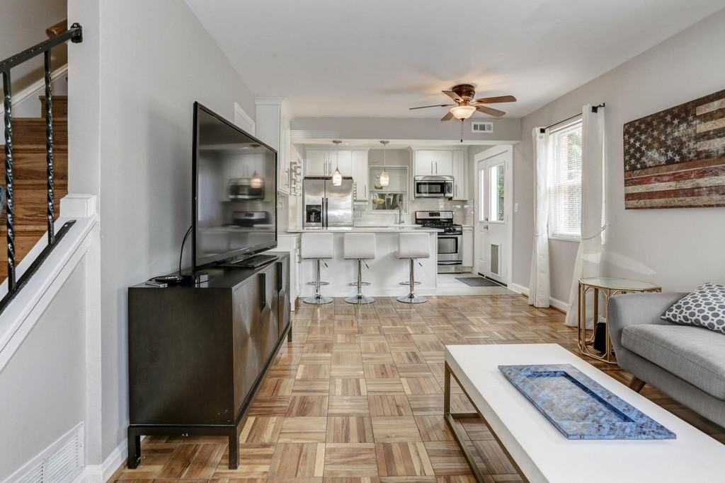 5811 Blaine Dr - Photo 3 of 25