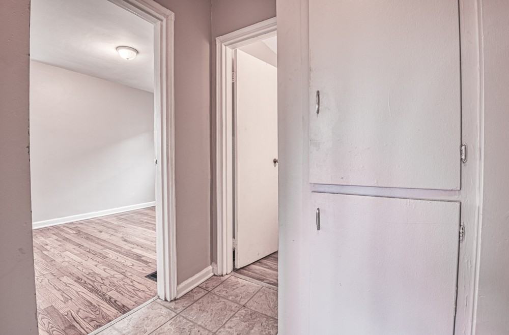 81 N Hampton Rd - Photo 5 of 13