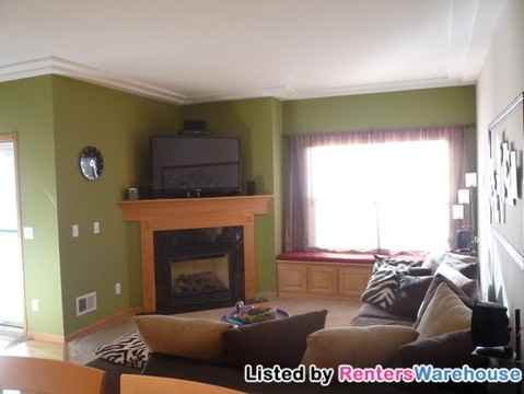 12214 Yancy St NE - Photo 3 of 12