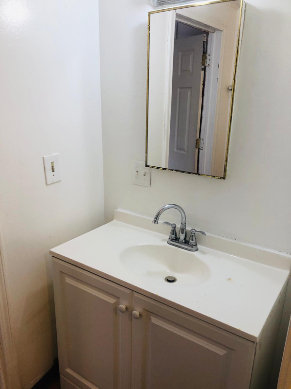 26 Madison St - Photo 3 of 5
