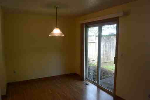 15710 NE 12th St - Photo 2 of 17