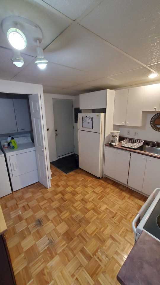 99 Rue Vallée - Photo 3 of 7