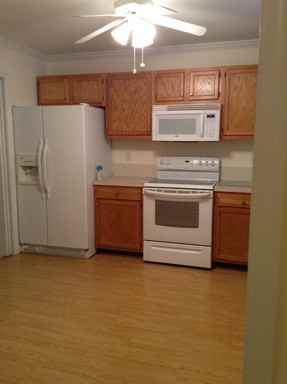 255 Troonsway Rd - Photo 3 of 8