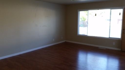 528 Donwood Ln - Photo 3 of 24