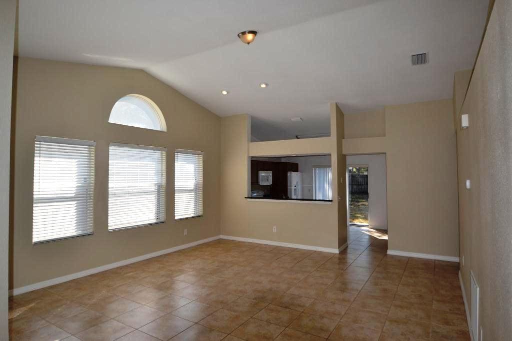 1197 Crispwood Ct - Photo 3 of 8