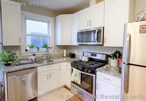 featured image of 103 Marion St #1