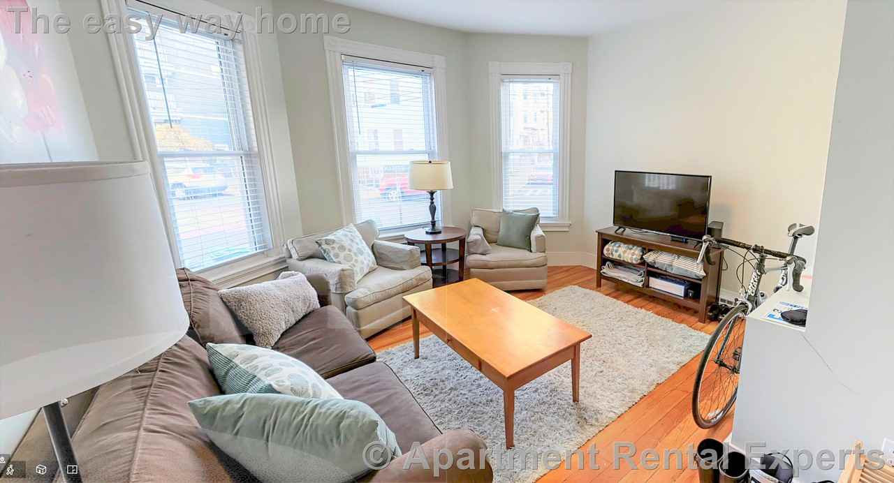 103 Marion St #1 - Photo 2 of 8