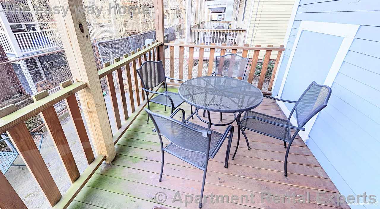 103 Marion St #1 - Photo 6 of 8