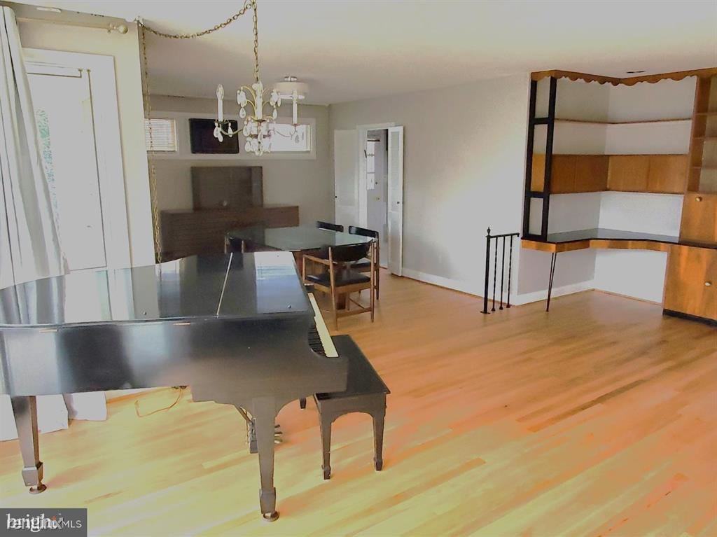 3219 Northbrook Rd - Photo 3 of 31