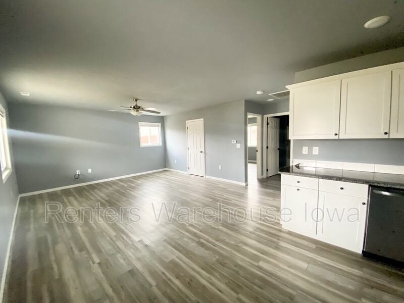 217 E Front St #B - Photo 2 of 18