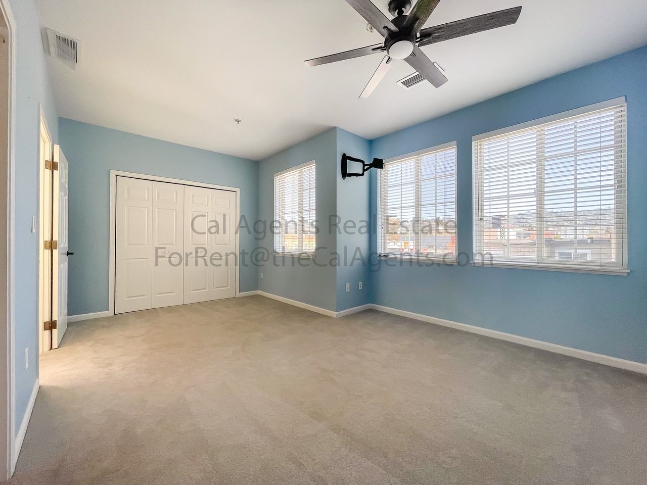 909 Adams St - Photo 7 of 22