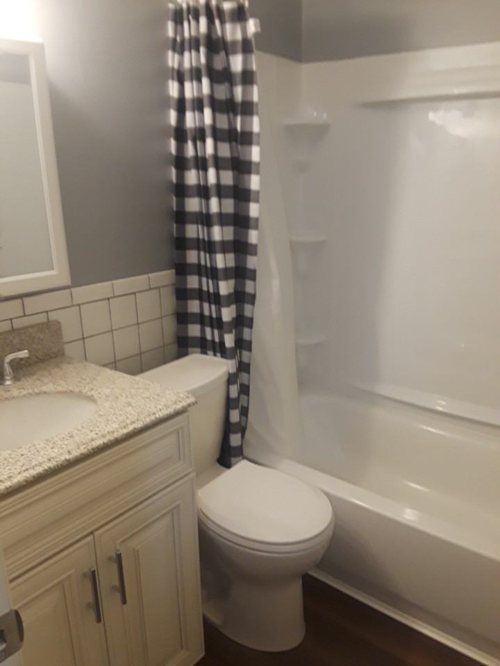 115 Wells Ave #B - Photo 3 of 7