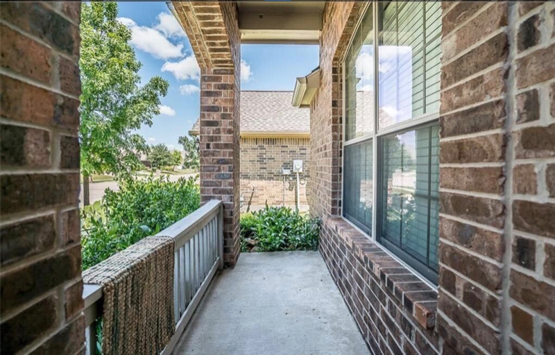 129 Birdbrook Dr - Photo 3 of 22