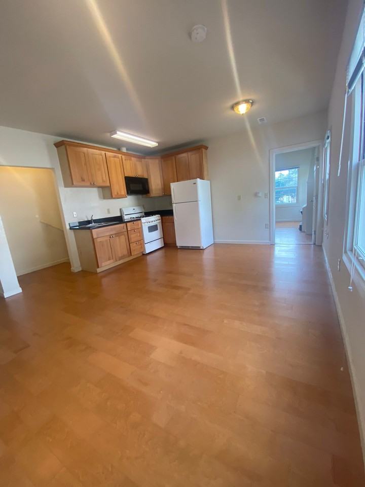 1120 Norwood Ave #1120 - Photo 3 of 16