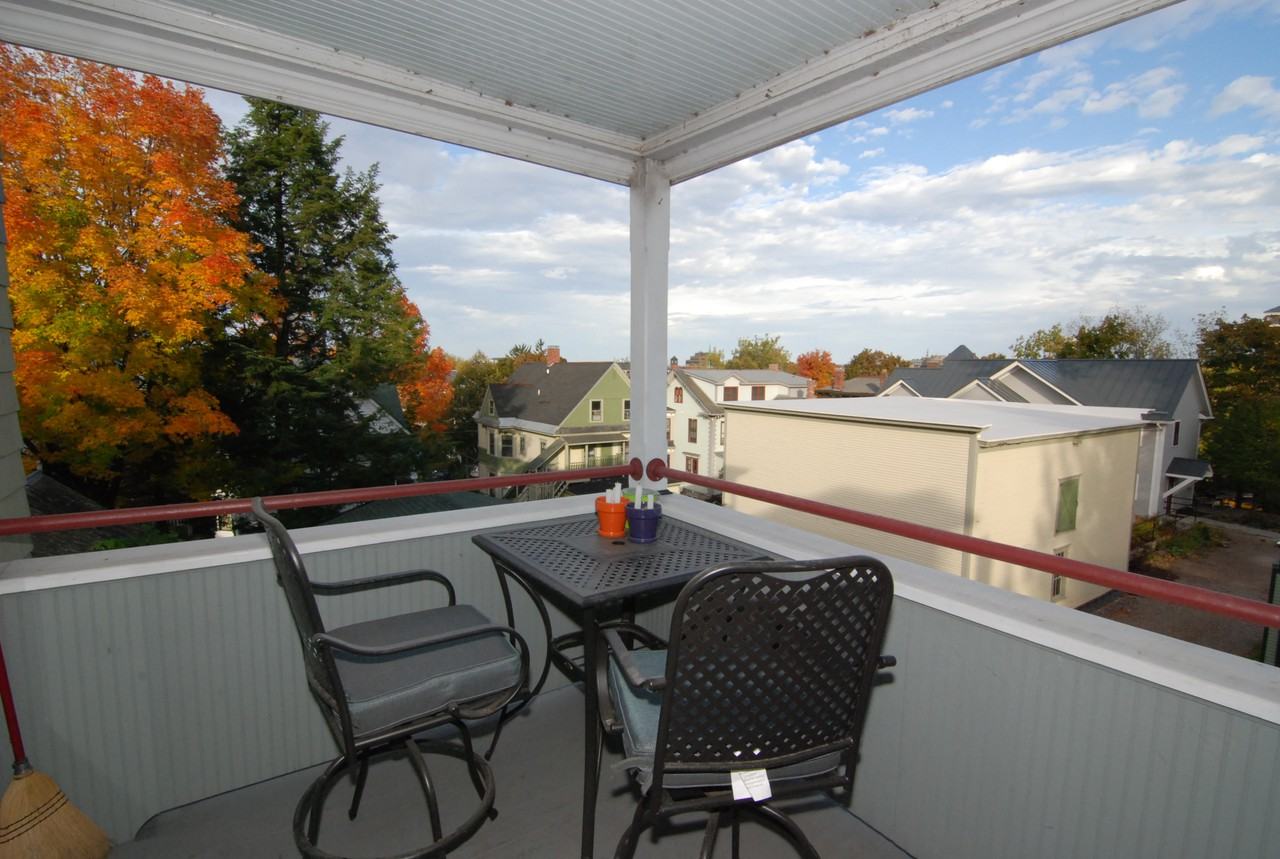 280 Maple St #3 - Photo 2 of 10