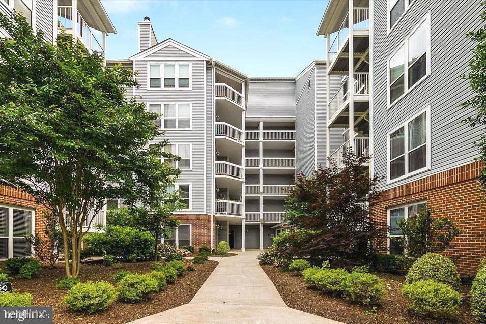 Four Winds At Oakton - Photo 2 of 15