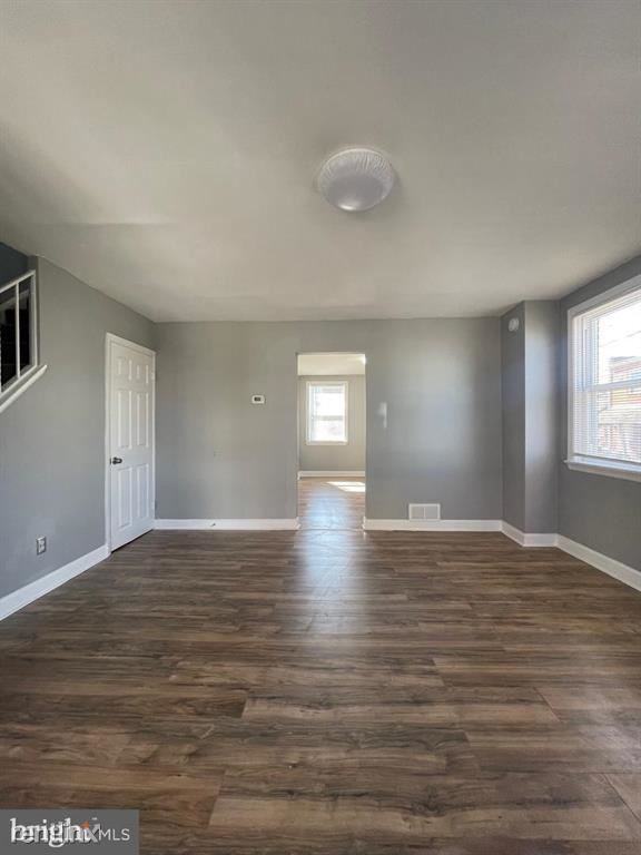 2731 Uhler Ave - Photo 2 of 13