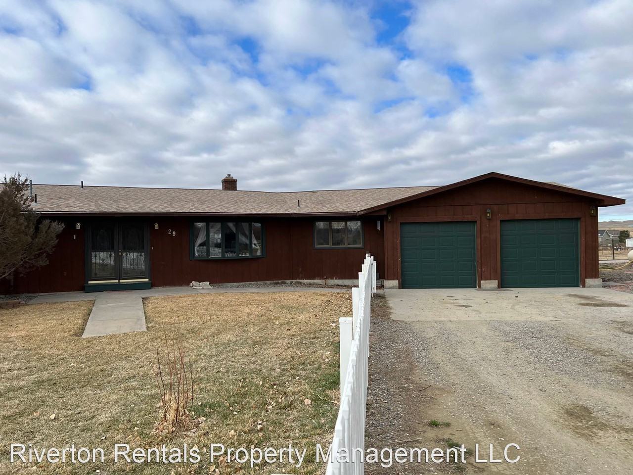 29 Little Bear Dr - Photo 2 of 13