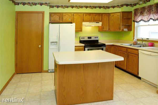 13700 Stone Jug Rd - Photo 3 of 32