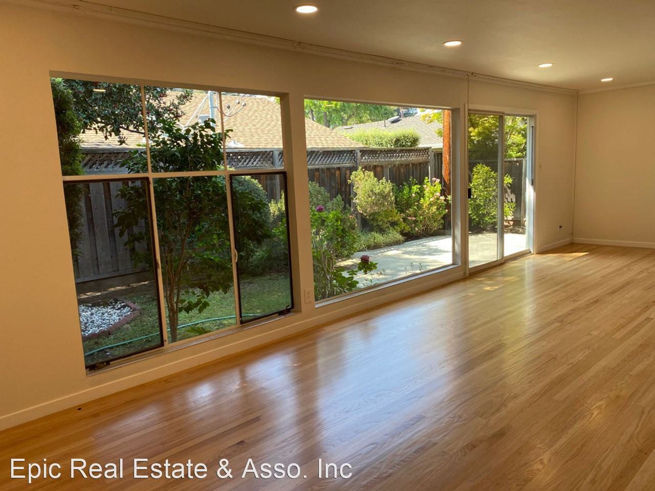 1596 Dennis Ln - Photo 3 of 47