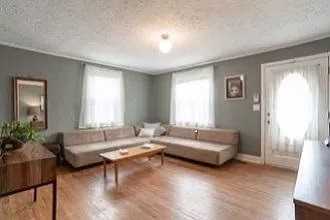 58 Peachtree St - Photo 2 of 7