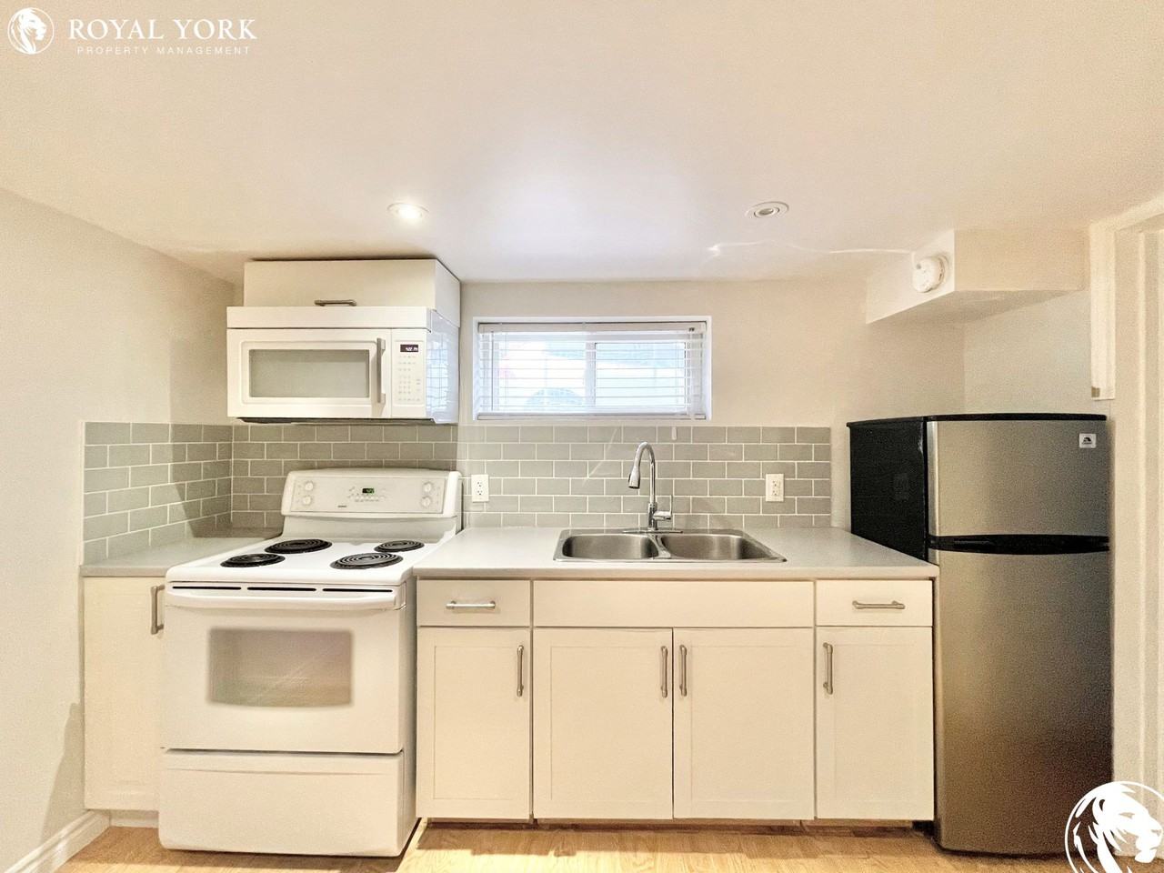 57 Lawnside Dr #2 - Photo 2 of 10