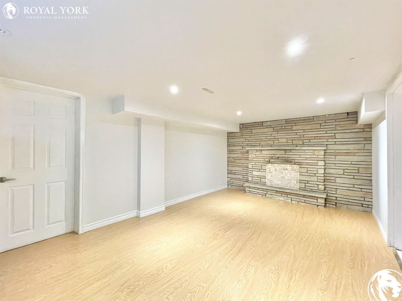 57 Lawnside Dr #2 - Photo 3 of 10