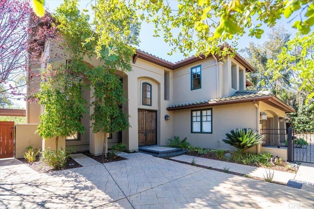 17263 North Woodson Court - Photo 2 of 44