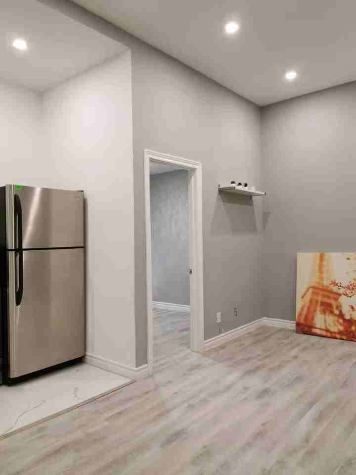 310 Cannon Street East #1 - Photo 4 of 29