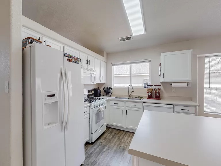 3462 Hunters Meadows Cir Ne - Photo 2 of 12