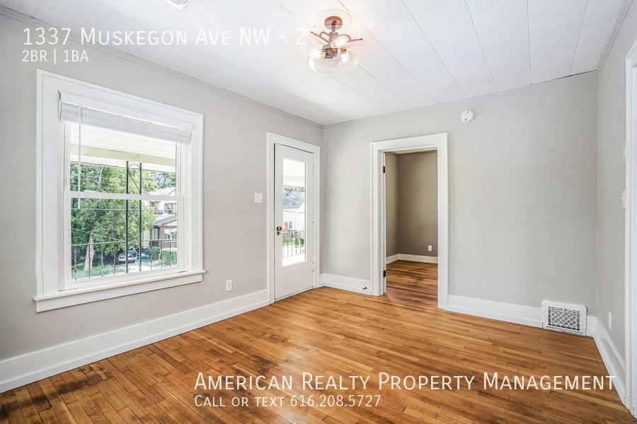 1337 Muskegon Ave Nw #2 - Photo 6 of 16