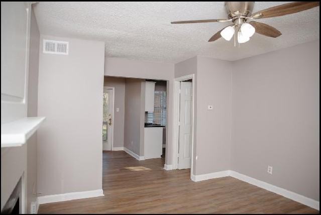 715 S Valentine St #A - Photo 4 of 8