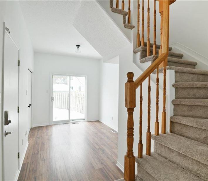 18 Drayton Private - Photo 2 of 18