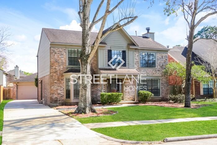 2005 Catamaran Dr - Photo 2 of 15