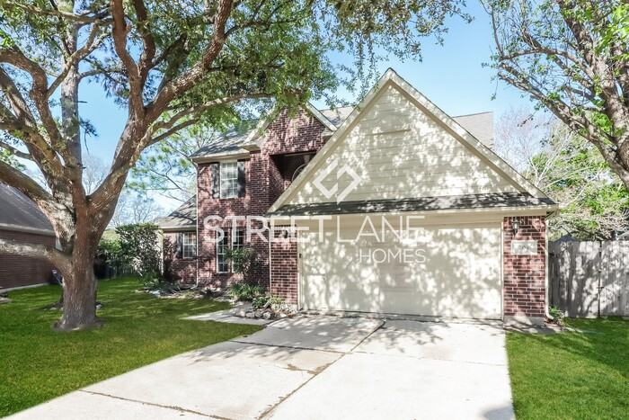 204 Carmicheal Ct - Photo 2 of 13