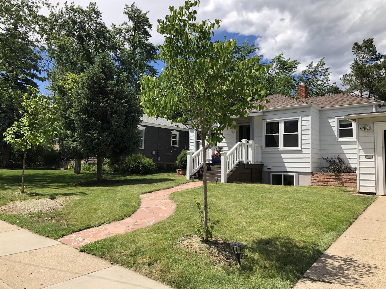 1015 Forest Ave #1 - Photo 3 of 39