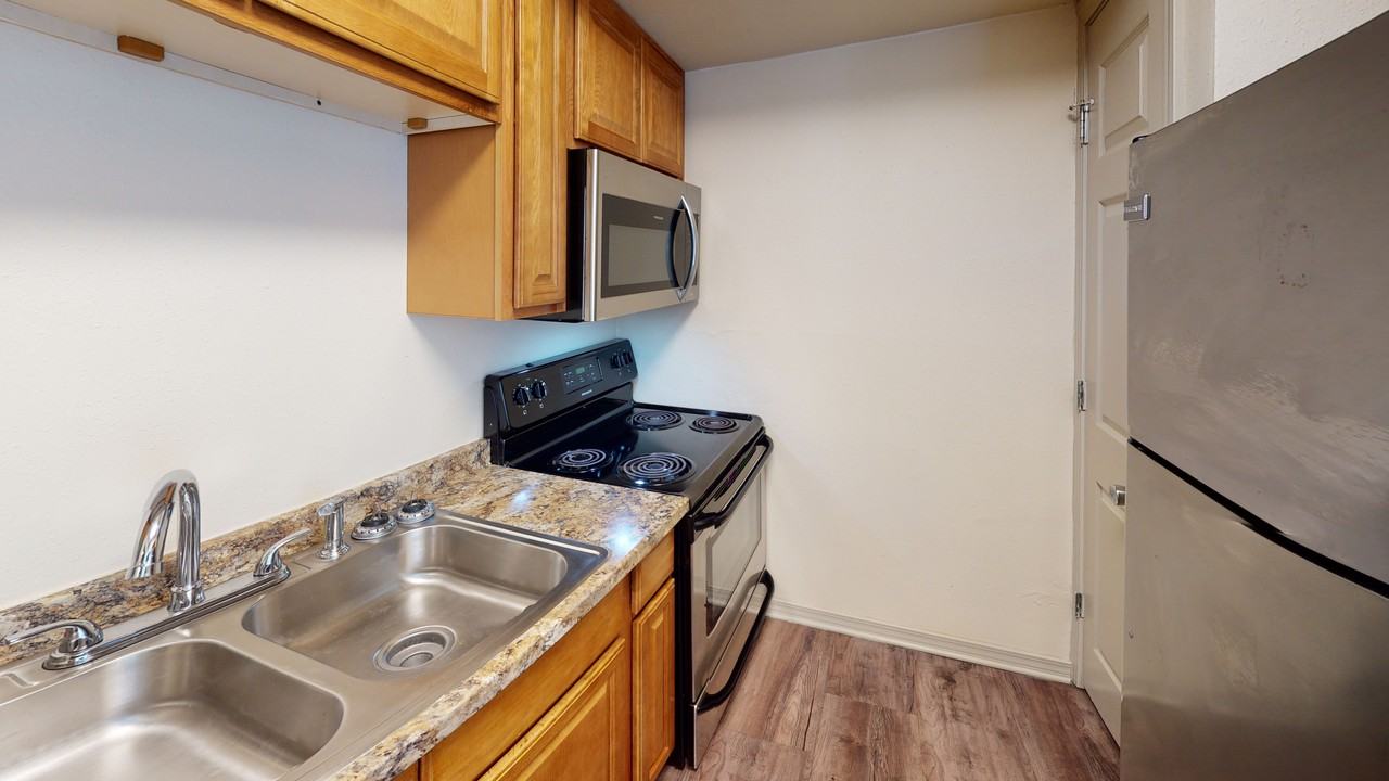 Ardendale Oaks Apartments 2136 Lobdell Blvd, Baton Rouge, LA 70806