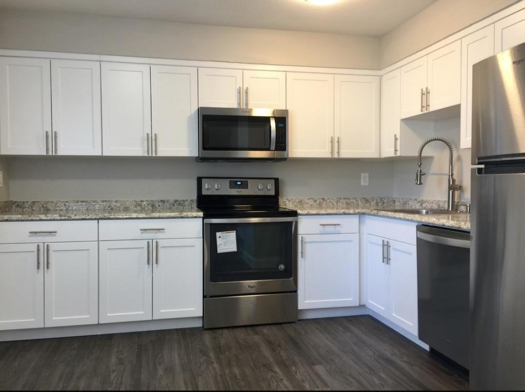 17704 Ne Glisan St #36 - Photo 2 of 7