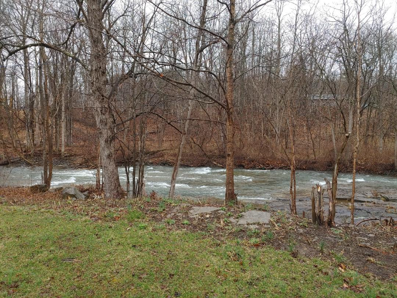 8 Freehold Mills Dr - Photo 3 of 10