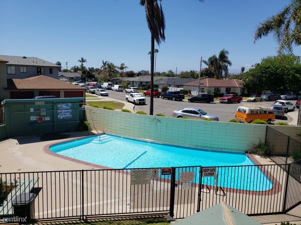 Palm Circle Apartments - Photo 2 of 11