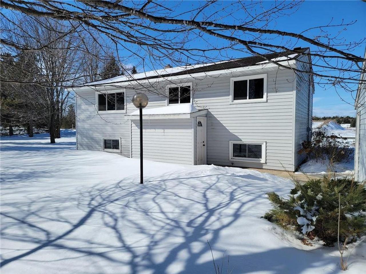 12183 Janero Ave N - Photo 2 of 18