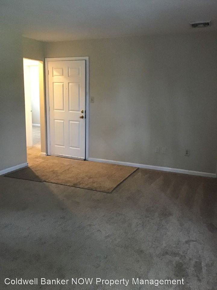 1307 Commerce Ave - Photo 2 of 8